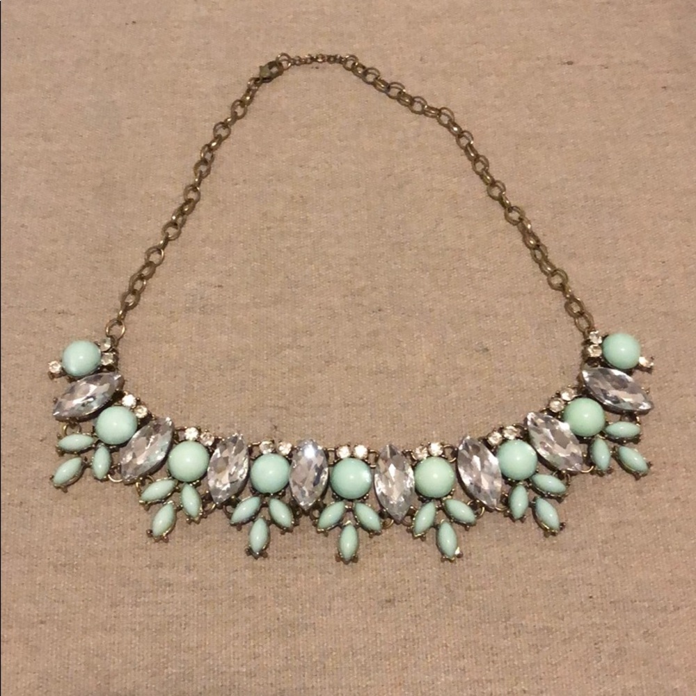 NWOT Mint and crystal silver statement necklace
